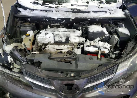 2015 Toyota Rav4 Limited z USA, uszkodzony, nr VIN 2T3YFREV6FW226770